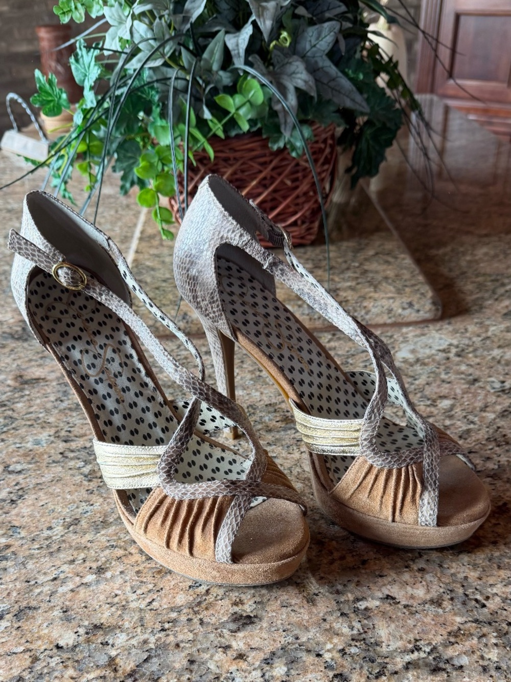 Jessica Simpson Size 9.5 Sandal Heels